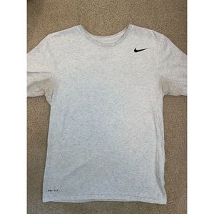 NIKE:MENS DRI FIT